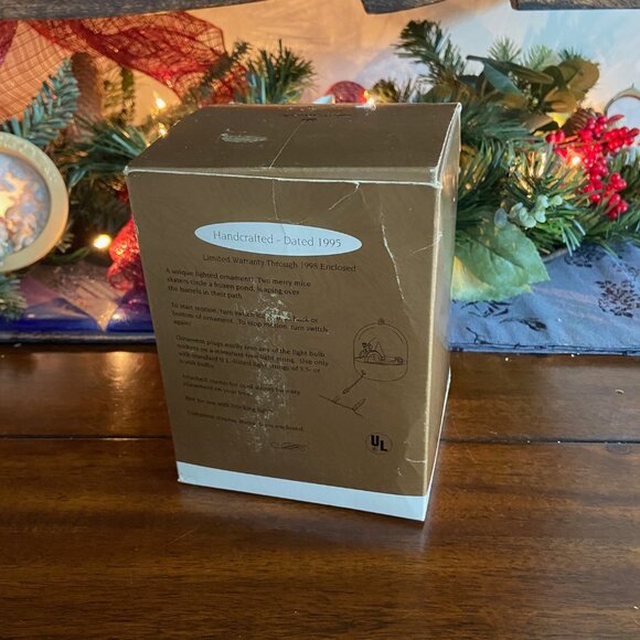 Hallmark Keepsake Ornament "JUMPIN FOR JOY" 1995 - Picture 7 of 9